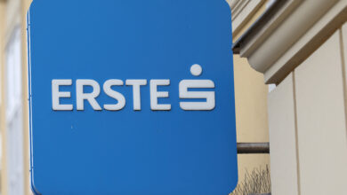Erste lifts 2026 outlook, to launch tender for Polish unit shares on November 1