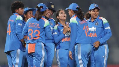 WOMEN-IN-BLUE.jpg