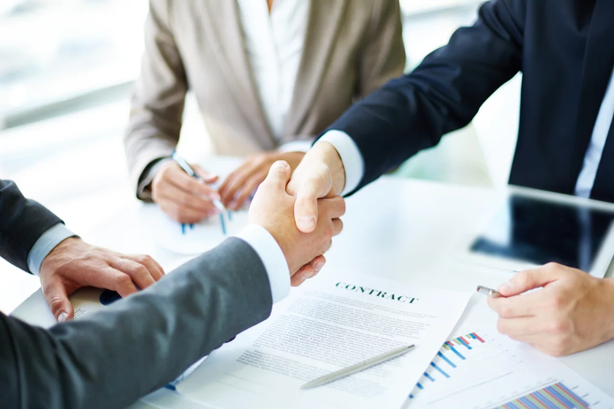 Moderna Stock Outpaces Broader Markets as Investors Eye Upcoming November Earnings